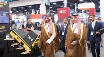 الخريف يطّلع على أحدث تقنيات التعدين في معرض “MINExpo” بـلاس فيغاس