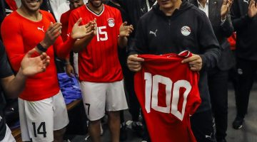 غموض موقف نجم الأهلي وعودة منقذ الزمالك لمنتخب مصر أمام موريتانيا