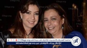 منال سلامة وشريف سلامة في جنازة ناهد رشدي