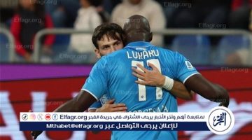 نابولي يمزق شباك باليرمو بخماسية نظيفة في كأس إيطاليا