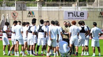 جوميز يحدد مع معاونيه برنامج تدريب الزمالك