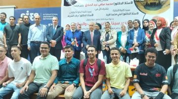 ندوة مشتركة لكليتي التجارة والنانو تكنولوجى بفرع جامعة القاهرة بالشيخ زايد